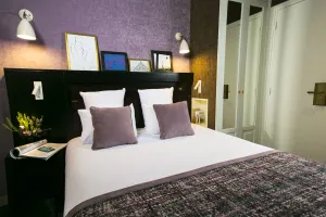 Image of Hotel de Neuville Arc de Triomphe