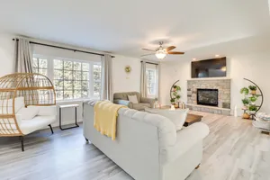 Image of 3 Mi to Kalahari: Pocono Summit Home w/ Pool Table
