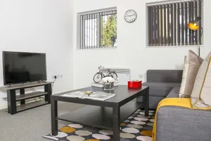 Image of Aisiki Living at Upton Road, Multiple 1, 2, or 3-Bedroom Apartments, King or Twin Beds with FREE Wi-Fi & PARKING SPACE