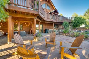 Image of Heated Pool and Mtn Views Log Cabin in Parker!