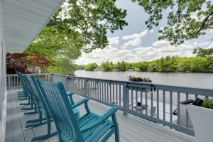 Image of Football Fans Lake Retreat - 5 Mins to Gillette!