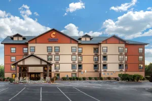 Image of Comfort Inn & Suites Branson Meadows