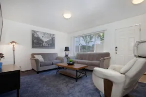 Image of Convenient 2 bedroom, walk to Bart, 10 min to Berkeley