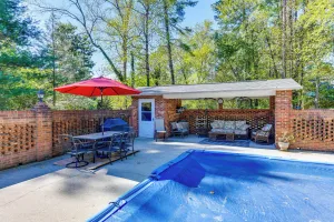 Image of 1 Mi to Dtwn: Home w/ Fire Pit & Deck in Hudson!
