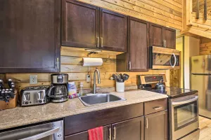 Image of Cozy Granby Mountain Condo with Resort Amenities!