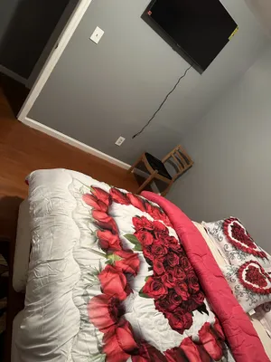 Image of Room B Near EWR Airport Penn Station