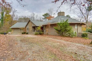 Image of Scenic Studio w/ Dock Access in Fayetteville!