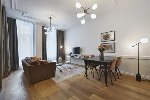 Image of 6 Rooms