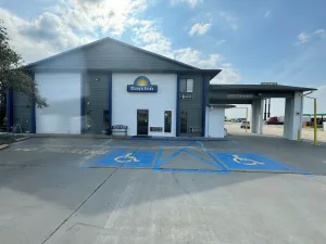 Image of Days Inn by Wyndham Salina I-70