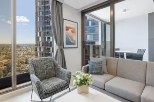 Image of Meriton Suites George Street, Parramatta