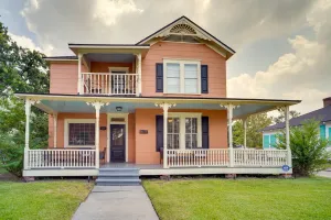 Image of Lake Charles Vacation Rental - Walk to the Lake!