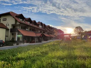 Image of Berggasthof & Hotel Hinterrod