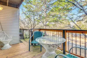 Image of 4 Mi to Greers Ferry Lake Condo with Deck and Balcony