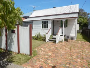 Image of Pine Cottage