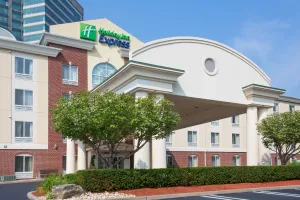 Image of Holiday Inn Express Tower Center New Brunswick by IHG