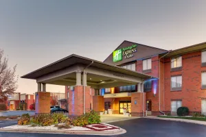 Image of Holiday Inn Express Hotel & Suites Dayton-Centerville by IHG