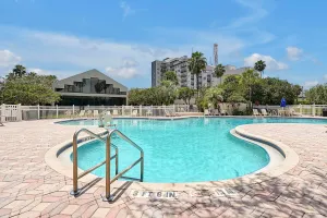 Image of Renovated and cozy apartment near universal