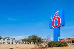 Image of Motel 6-Bay Saint Louis, MS