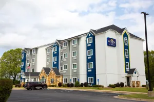 Image of Microtel Inn & Suites by Wyndham Searcy