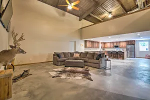 Image of Secluded Home with Gas Grill, 3 Mi to Boating!
