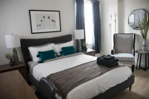 Image of Charming Studio in Beverly Boulevard! Sleeps 2!