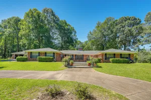 Image of Charming Retreat w/ Patio: Near Grambling/ruston!