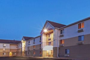 Image of MainStay Suites - Wichita NE