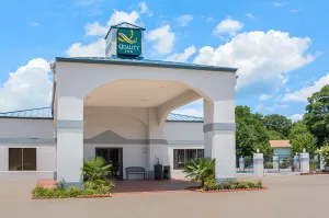 Image of Quality Inn Carthage