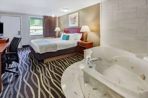 Image of Travelodge by Wyndham Monroe