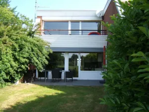 Image of Starfish Modern Retreat
