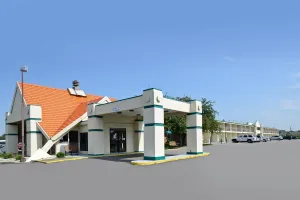 Image of America's Best Value Inn Phillipsburg