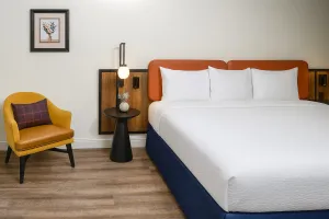 Image of The Woodrose- NEWLY RENOVATED