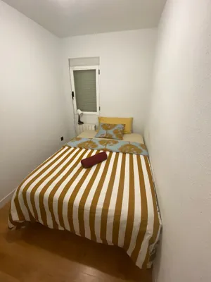 Image of ROOM GRASS