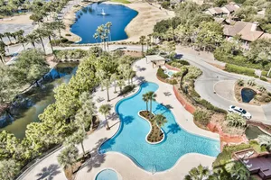 Image of Luau II 7030