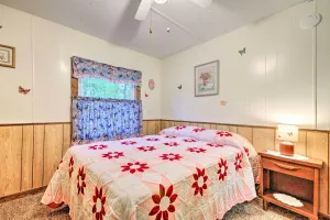 Image of Unique Creekside Escape - Enjoy On-Site Goats!