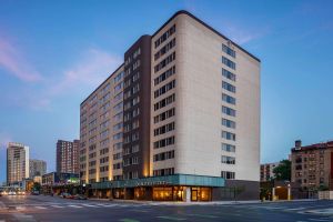 Image of DoubleTree Suites by Hilton Minneapolis Downtown