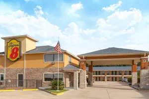 Image of Super 8 by Wyndham Houston/Willowbrook Hwy 249