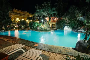 Image of Paradise Garden Hotel and Convention Center Boracay Powered by ASTON