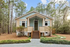 Image of The Marsh House 2 Bedroom Home by RedAwning