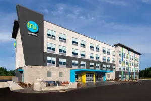 Image of Tru By Hilton Sharonville, OH