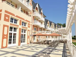 Image of Luxury Apartment in a Gorgeous Area Called La Belle Epoque