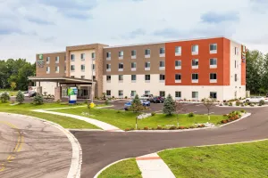 Image of Holiday Inn Express & Suites - Elkhart North by IHG