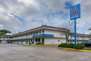 Image of Motel 6 Fredericksburg, Va - North