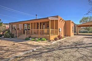 Image of Beautiful Kanab Home with Yard - Walk to Restaurants