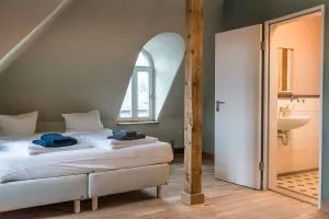 Image of "goethezimmer" - auf dem Dach der NOTENBANK