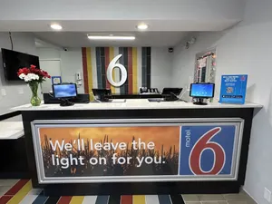 Image of Motel 6-Fort Wayne, IN