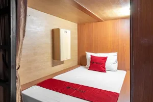 Image of RedDoorz Hostel near LTC Glodok