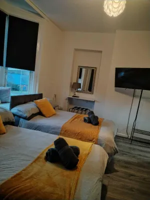Image of Immaculate 4-bed Apartment in Liverpool
