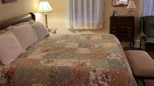Image of Bird-in-Hand Village Inn & Suites