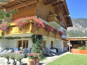 Image of Üser Schloessle